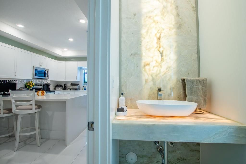 En Venta: $545,000 (3 camas, 2 baños, 1646 Pies cuadrados)