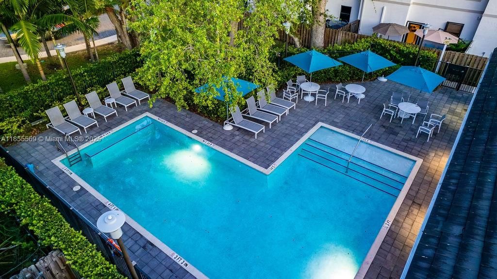 En Venta: $545,000 (3 camas, 2 baños, 1646 Pies cuadrados)