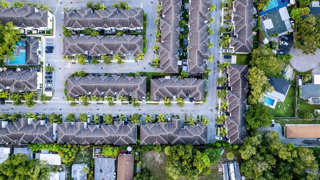 En Venta: $545,000 (3 camas, 2 baños, 1646 Pies cuadrados)