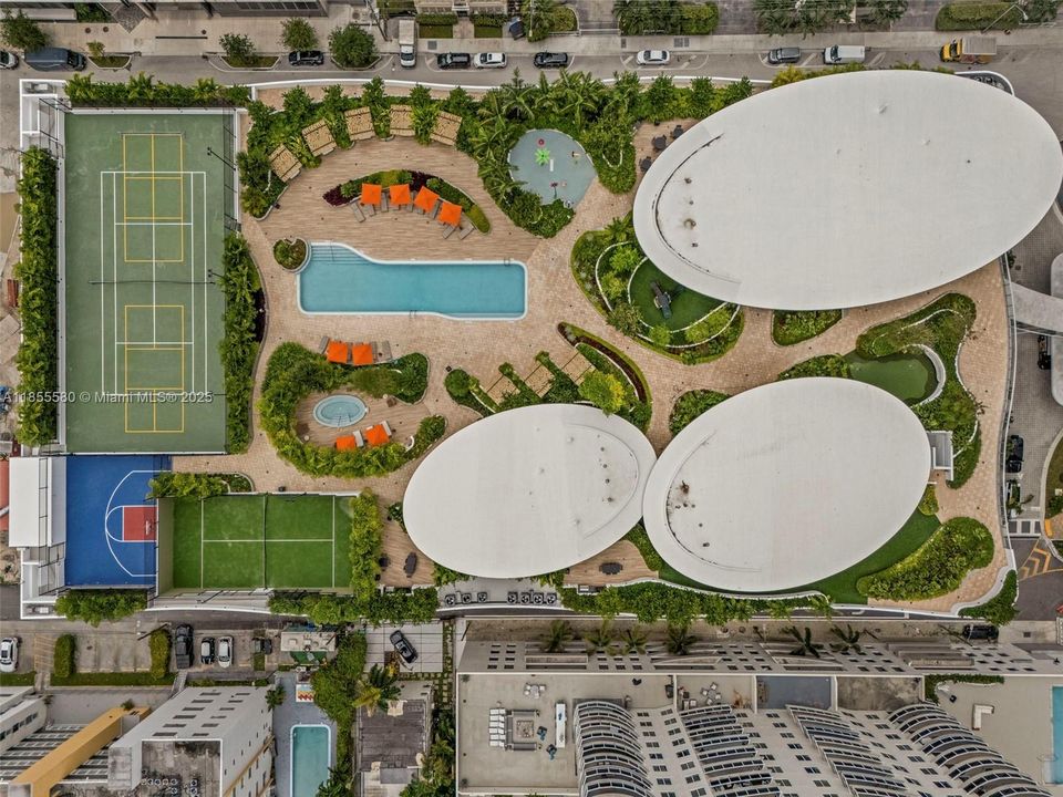 На продажу: $1,950,000 (3 спален, 3 ванн, 1545 Квадратных фут)