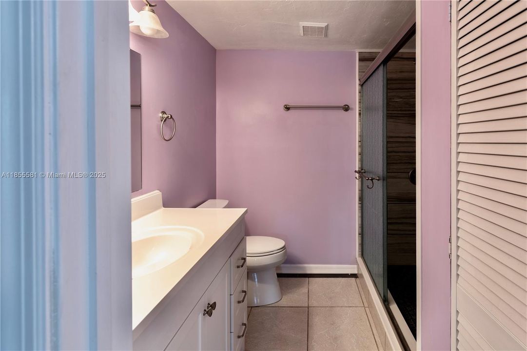 待售: $1,353,750 (5 贝兹, 3 浴室, 2422 平方英尺)