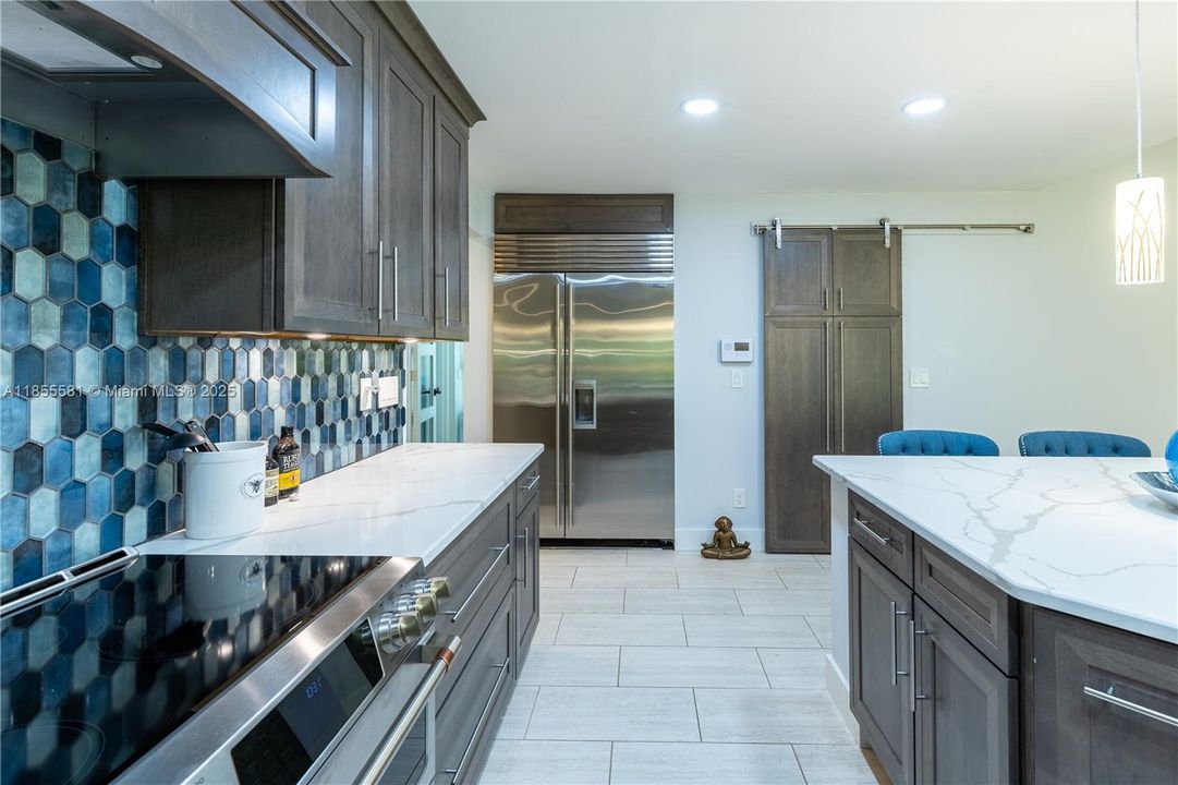 待售: $1,353,750 (5 贝兹, 3 浴室, 2422 平方英尺)