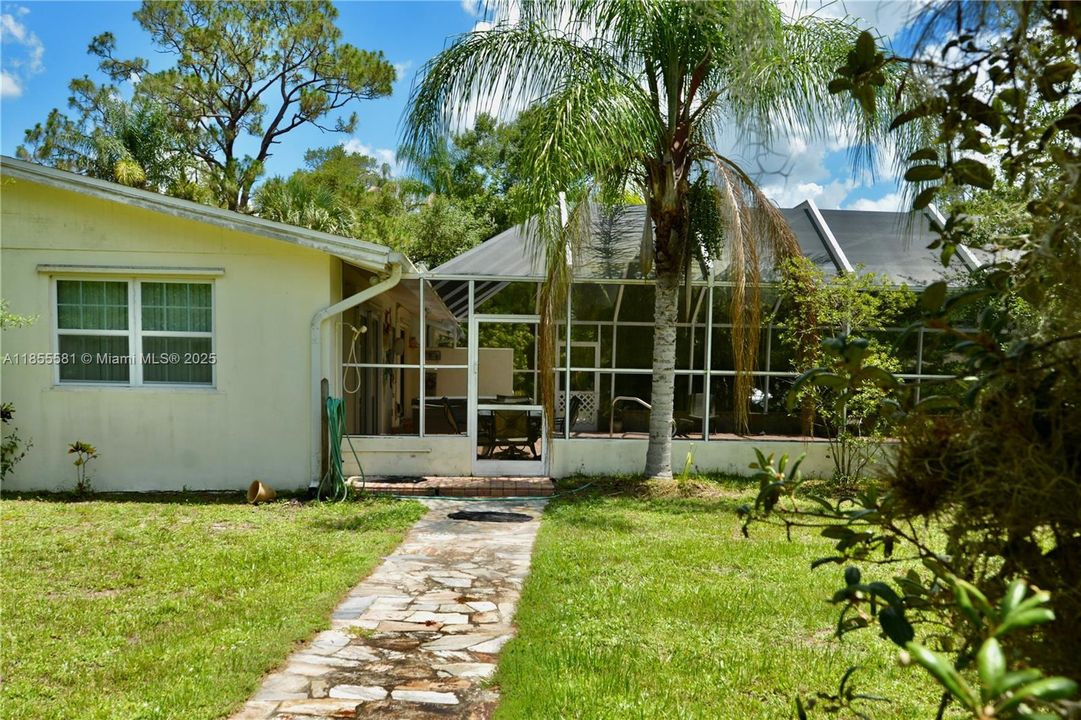 待售: $1,353,750 (5 贝兹, 3 浴室, 2422 平方英尺)