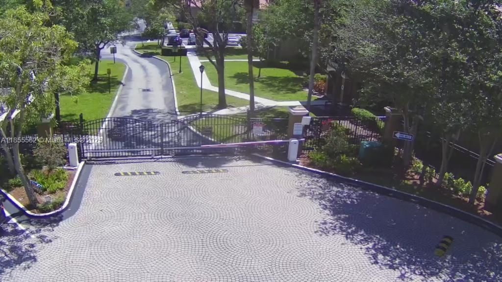 На продажу: $310,000 (1 спален, 1 ванн, 810 Квадратных фут)