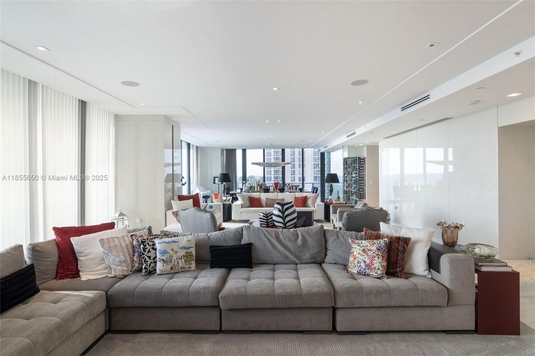 На продажу: $10,550,000 (4 спален, 5 ванн, 4992 Квадратных фут)