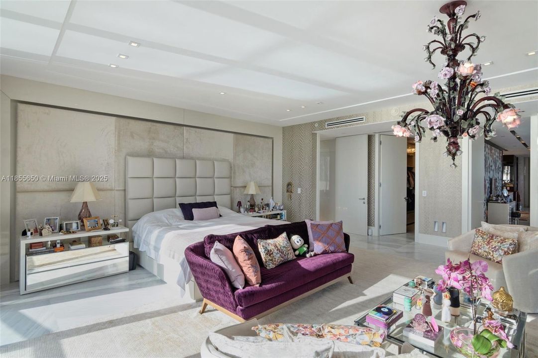 На продажу: $10,550,000 (4 спален, 5 ванн, 4992 Квадратных фут)