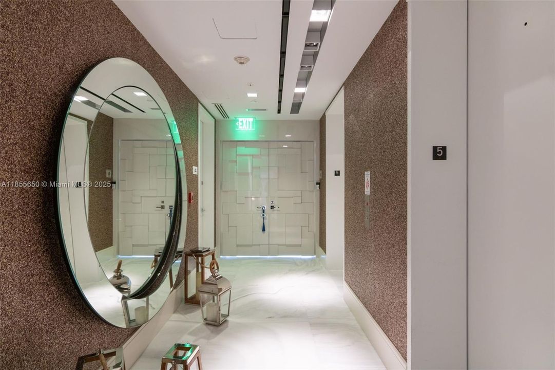 На продажу: $10,550,000 (4 спален, 5 ванн, 4992 Квадратных фут)