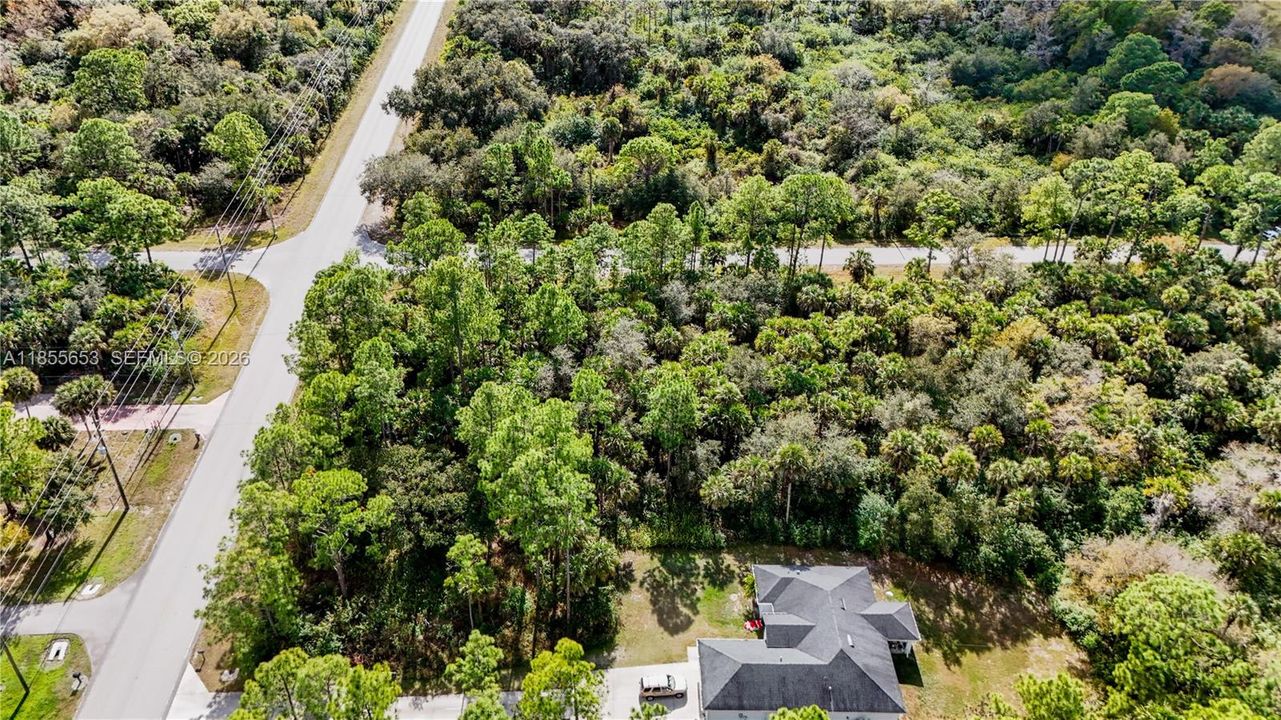 待售: $135,000 (2.65 acres)