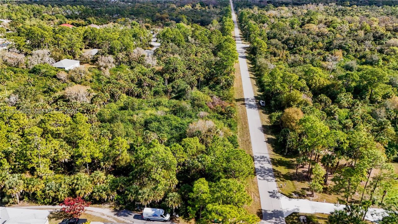 待售: $135,000 (2.65 acres)