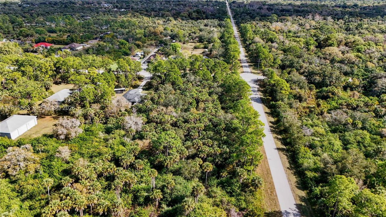 待售: $135,000 (2.65 acres)