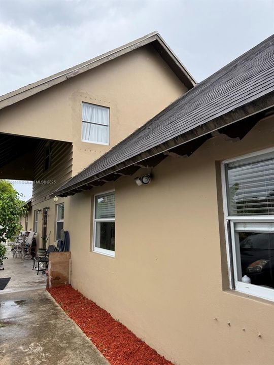 合同活跃: $699,900 (0 贝兹, 0 浴室, 3137 平方英尺)