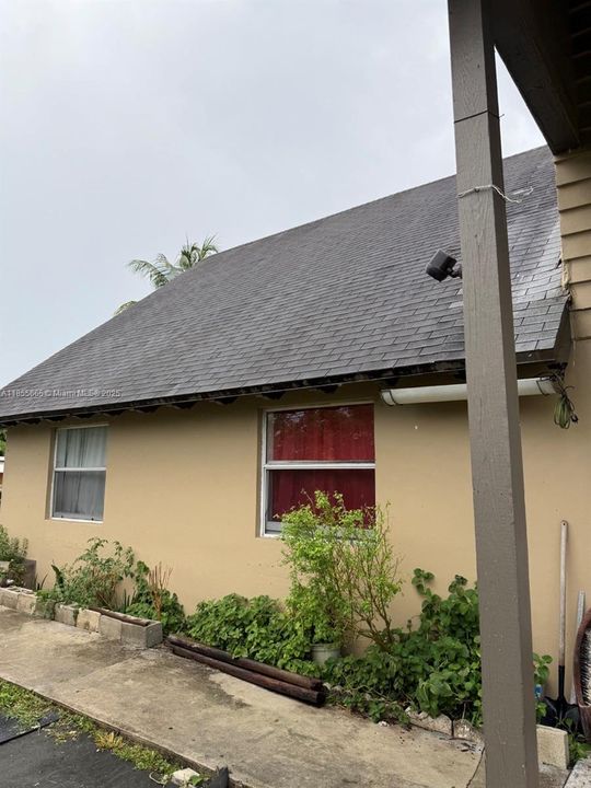 合同活跃: $699,900 (0 贝兹, 0 浴室, 3137 平方英尺)