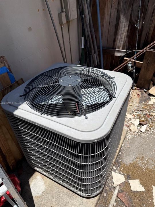 合同活跃: $699,900 (0 贝兹, 0 浴室, 3137 平方英尺)