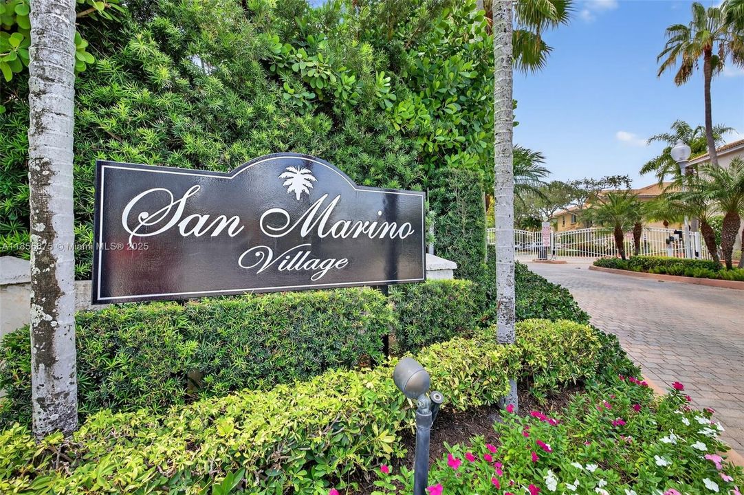 最近售出: $788,000 (2 贝兹, 2 浴室, 1976 平方英尺)