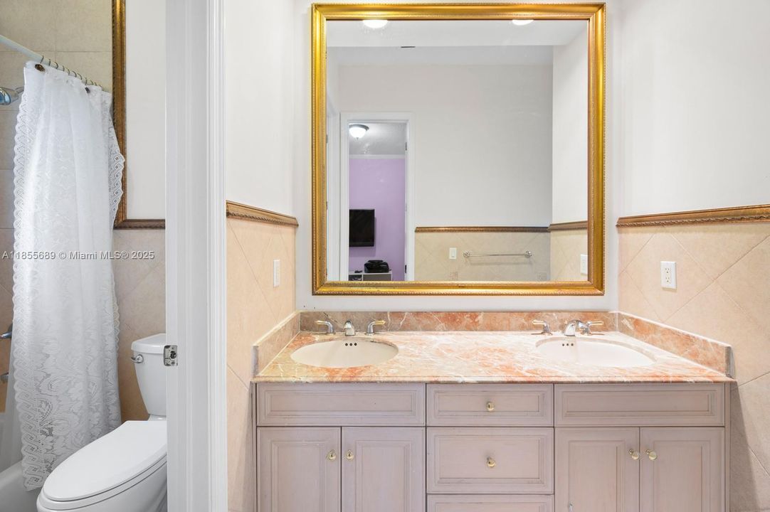 На продажу: $1,950,000 (4 спален, 3 ванн, 2709 Квадратных фут)