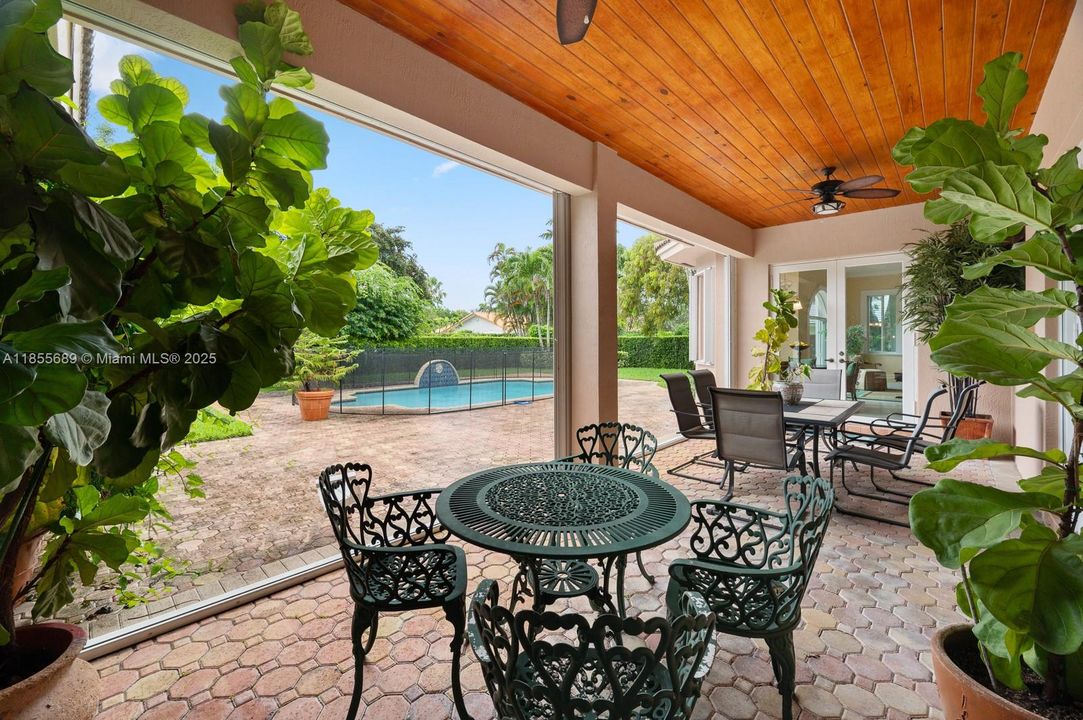 На продажу: $1,950,000 (4 спален, 3 ванн, 2709 Квадратных фут)