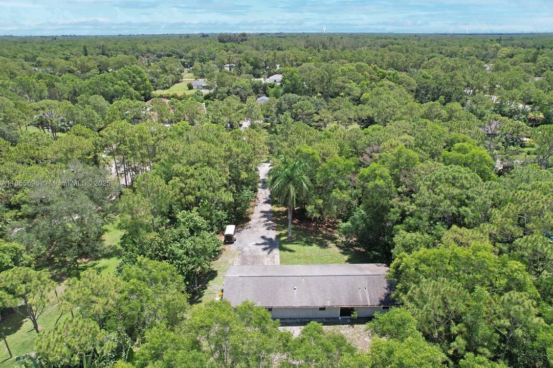 Под контрактом: $450,000 (3 спален, 2 ванн, 1152 Квадратных фут)