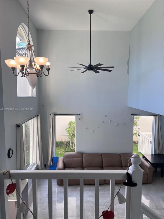 Recently Rented: $5,100 (4 beds, 2 baths, 2333 Square Feet)