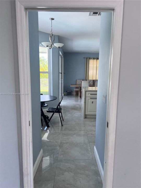 Recently Rented: $5,100 (4 beds, 2 baths, 2333 Square Feet)