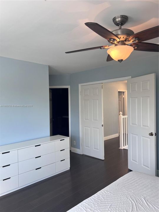 Recently Rented: $5,100 (4 beds, 2 baths, 2333 Square Feet)