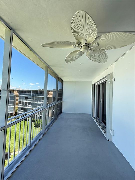 Recientemente alquilado: $2,300 (2 camas, 2 baños, 1421 Pies cuadrados)