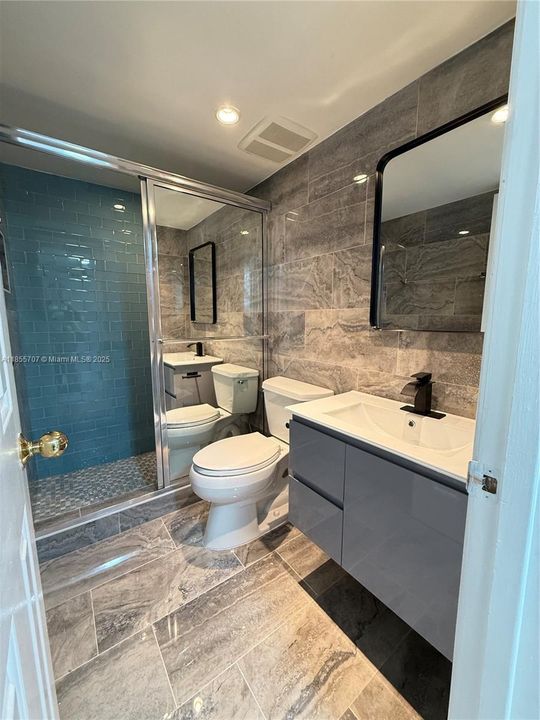 Recientemente alquilado: $2,300 (2 camas, 2 baños, 1421 Pies cuadrados)