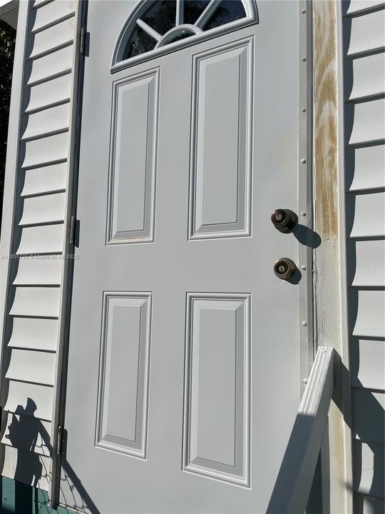 Recently Rented: $1,900 (2 beds, 1 baths, 1036 Square Feet)