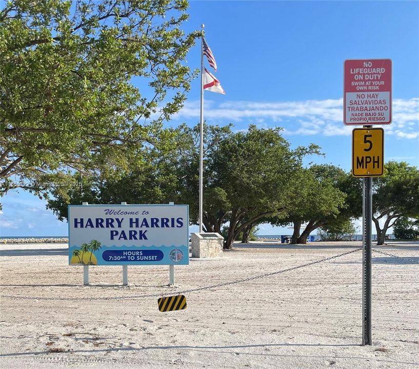 Recently Rented: $1,900 (2 beds, 1 baths, 1036 Square Feet)