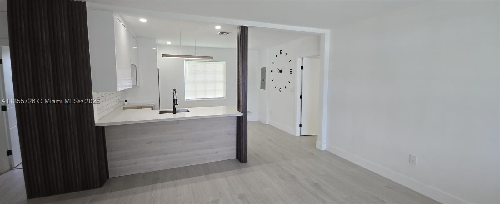 Vendido Recientemente: $540,000 (3 camas, 2 baños, 1140 Pies cuadrados)