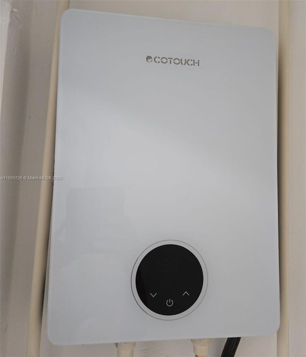 Vendido Recientemente: $540,000 (3 camas, 2 baños, 1140 Pies cuadrados)