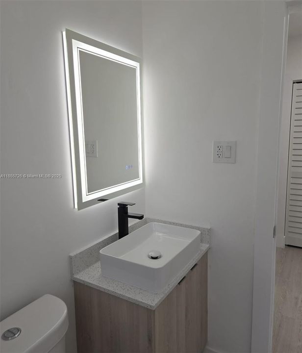 Vendido Recientemente: $540,000 (3 camas, 2 baños, 1140 Pies cuadrados)