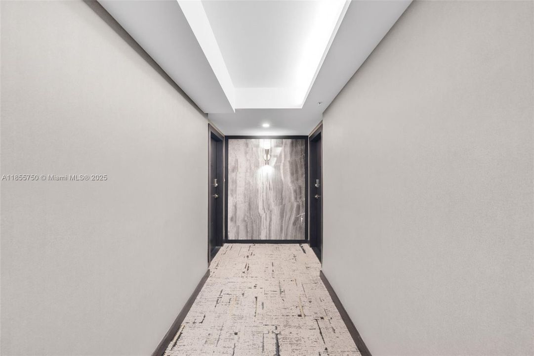 待售: $1,295,000 (2 贝兹, 2 浴室, 1733 平方英尺)