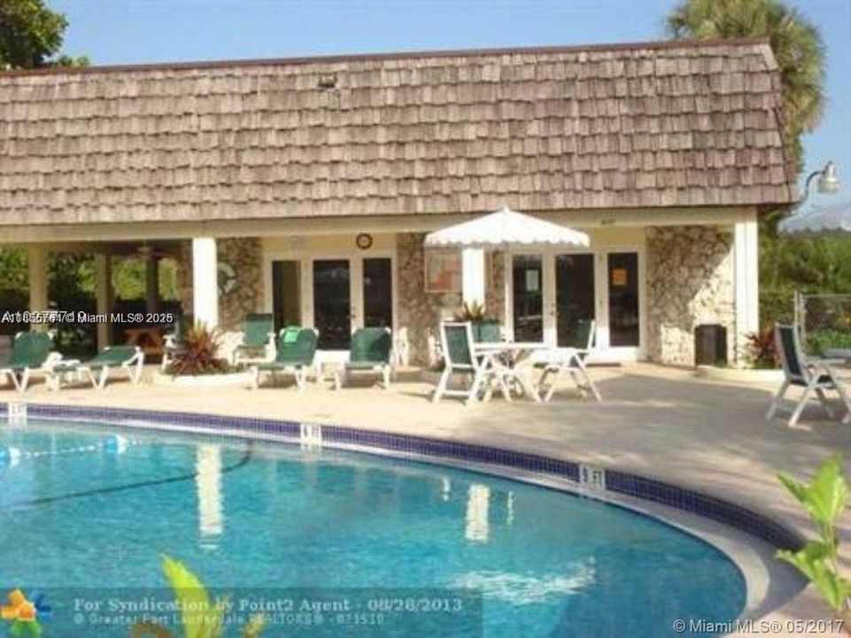 Active With Contract: $149,900 (1 beds, 1 baths, 760 Square Feet)