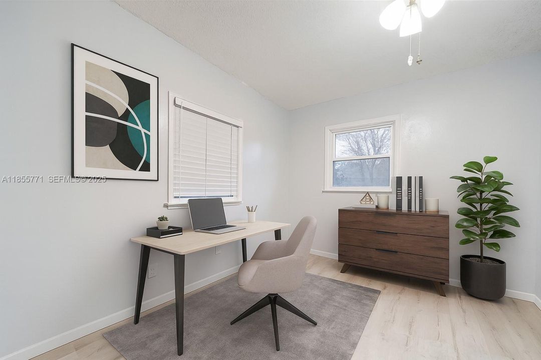 This photo has been virtually staged.