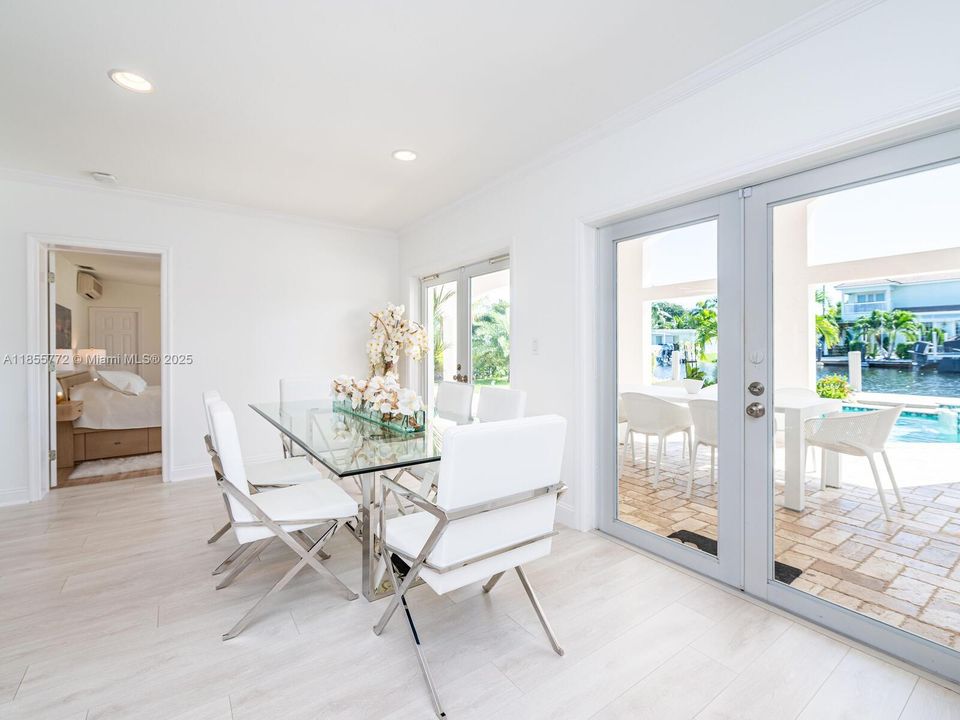 For Rent: $15,000 (3 beds, 2 baths, 1700 Square Feet)