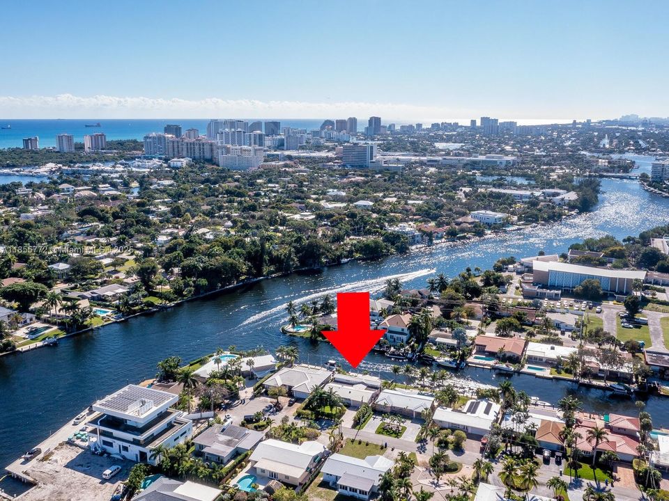 For Rent: $15,000 (3 beds, 2 baths, 1700 Square Feet)