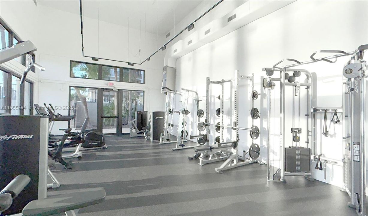 For Sale: $895,000 (2 beds, 2 baths, 1440 Square Feet)