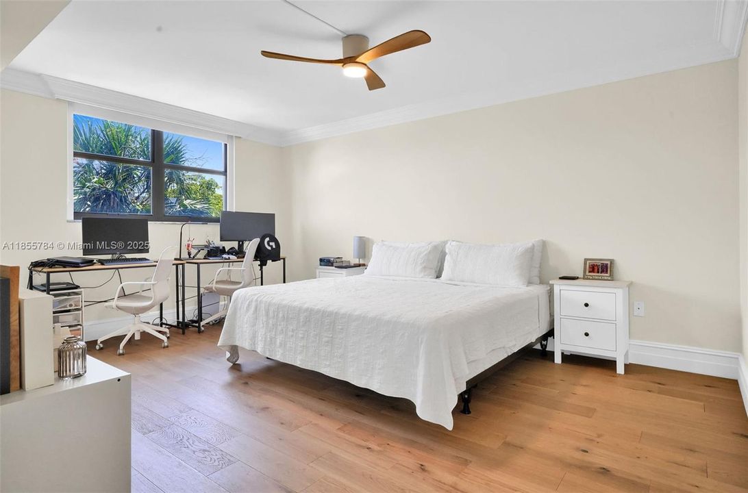 For Sale: $895,000 (2 beds, 2 baths, 1440 Square Feet)