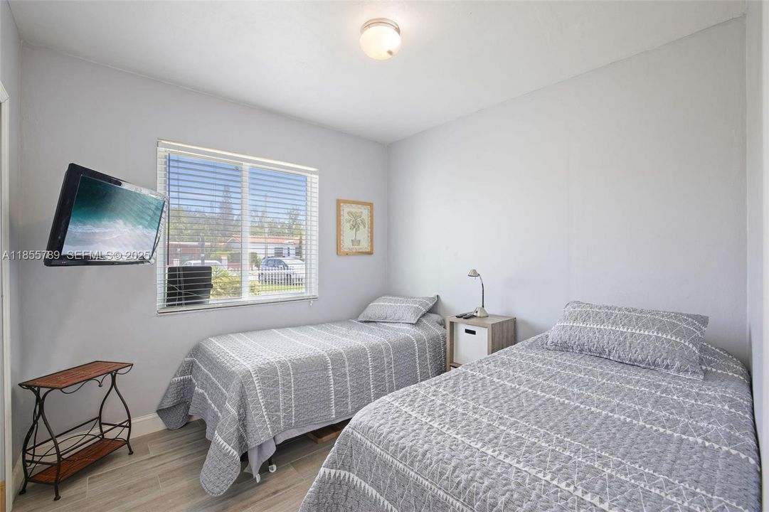 En Venta: $684,994 (4 camas, 2 baños, 1655 Pies cuadrados)