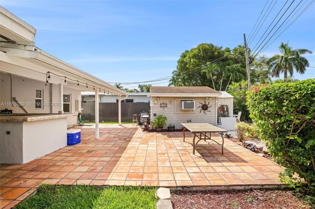 En Venta: $684,994 (4 camas, 2 baños, 1655 Pies cuadrados)