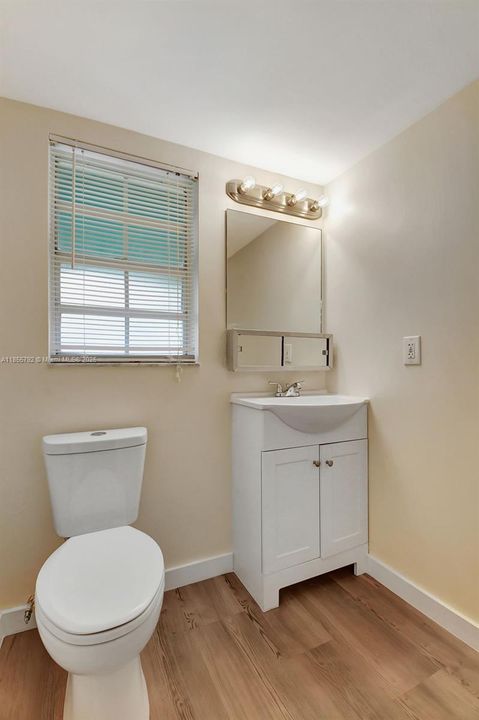 En Venta: $389,900 (2 camas, 2 baños, 1223 Pies cuadrados)