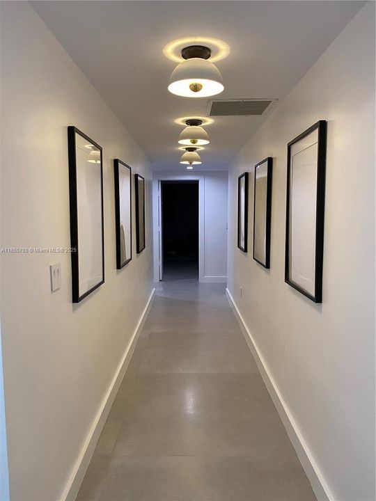 合同活跃: $10,000 (3 贝兹, 3 浴室, 3069 平方英尺)