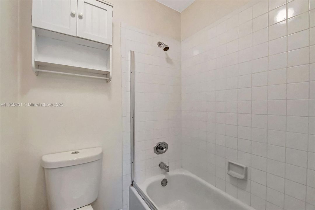 En Venta: $419,900 (3 camas, 3 baños, 1459 Pies cuadrados)