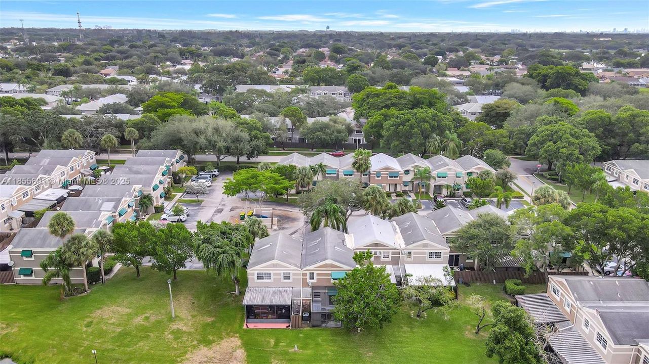 En Venta: $419,900 (3 camas, 3 baños, 1459 Pies cuadrados)