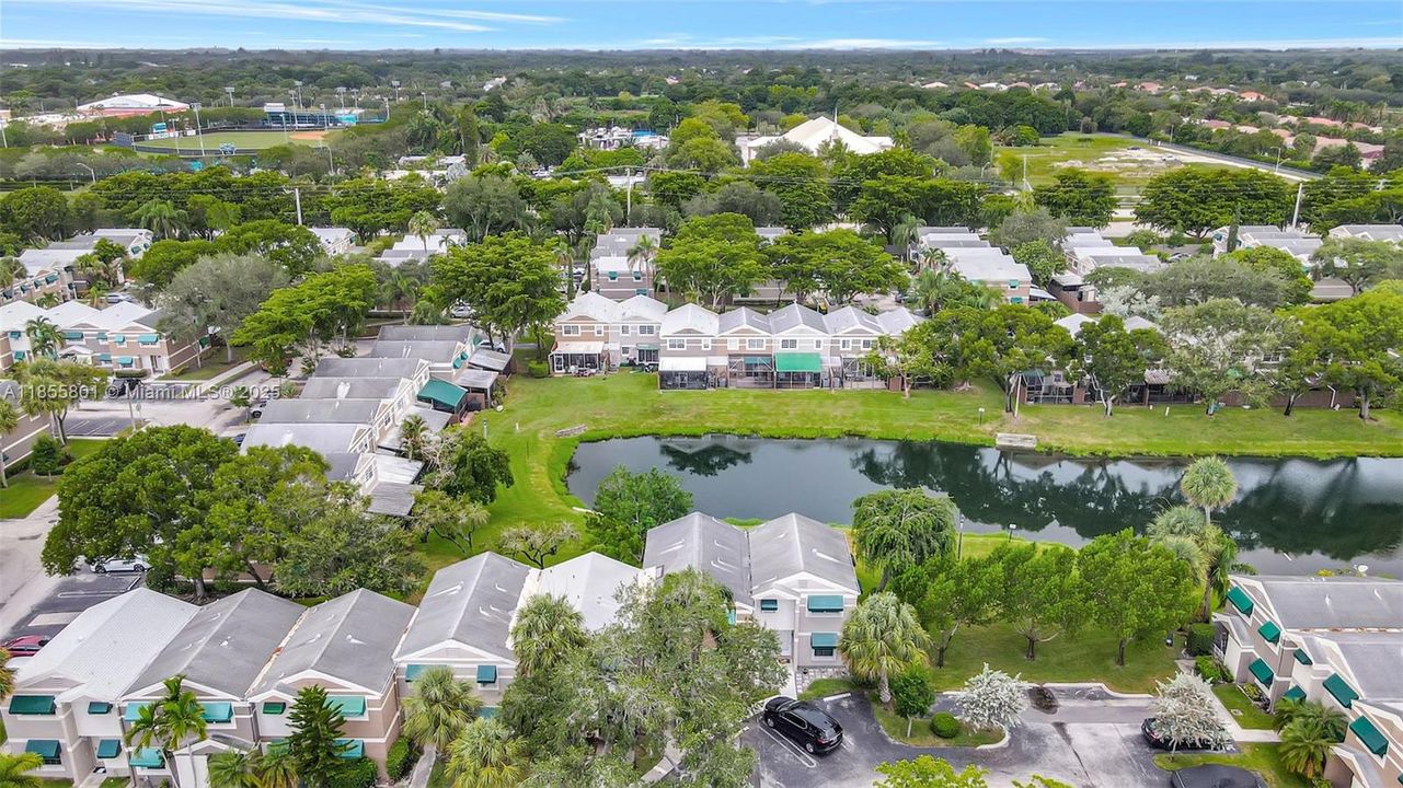 En Venta: $419,900 (3 camas, 3 baños, 1459 Pies cuadrados)