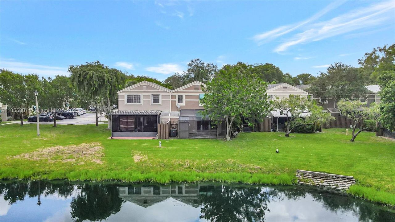 En Venta: $419,900 (3 camas, 3 baños, 1459 Pies cuadrados)