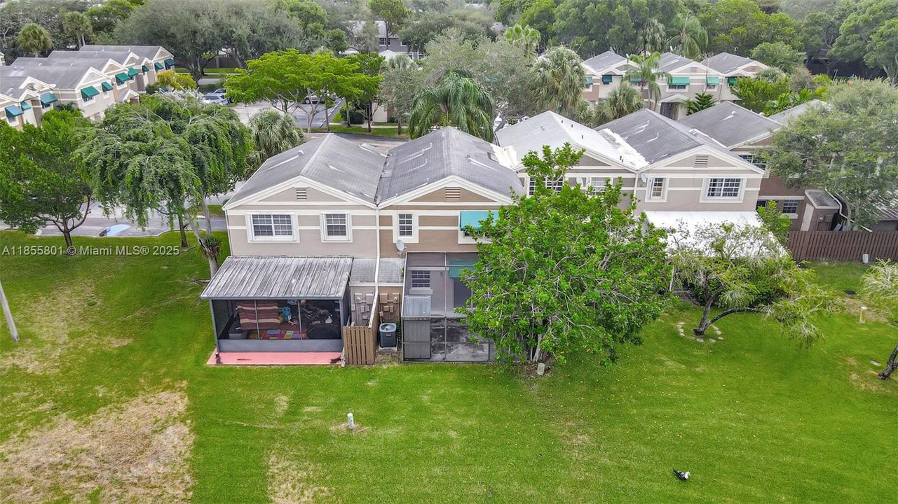 En Venta: $419,900 (3 camas, 3 baños, 1459 Pies cuadrados)