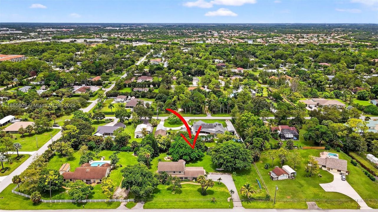 Vendido Recientemente: $750,000 (4 camas, 3 baños, 2824 Pies cuadrados)