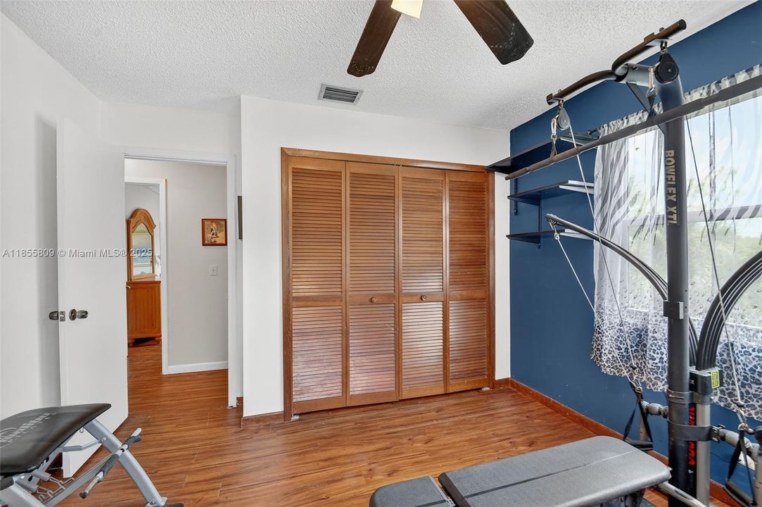 Vendido Recientemente: $750,000 (4 camas, 3 baños, 2824 Pies cuadrados)