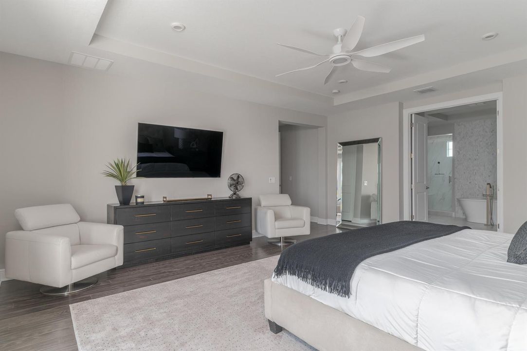 1280 NE Langford Ln, Jensen Beach, FL 34